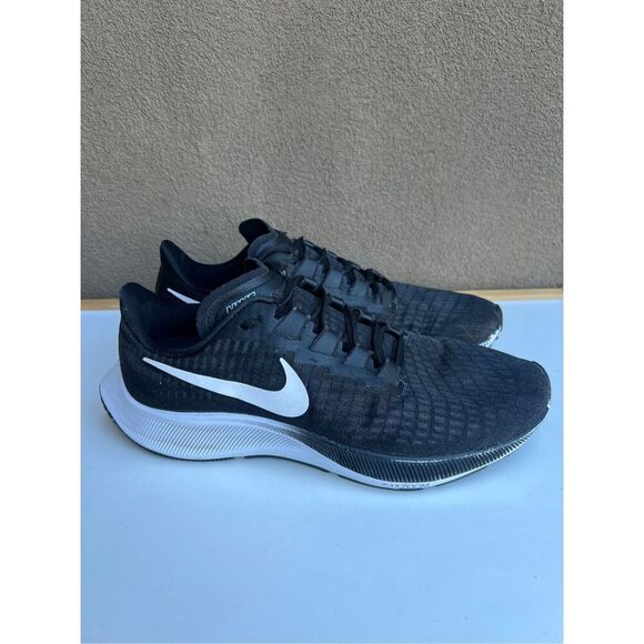 Nike Shoes Mens Size 9.5 Black White Swoosh Air Zoom Pegasus 37 Running Sneakers - Picture 1 of 10